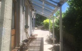 Hobart Colonial Apartment